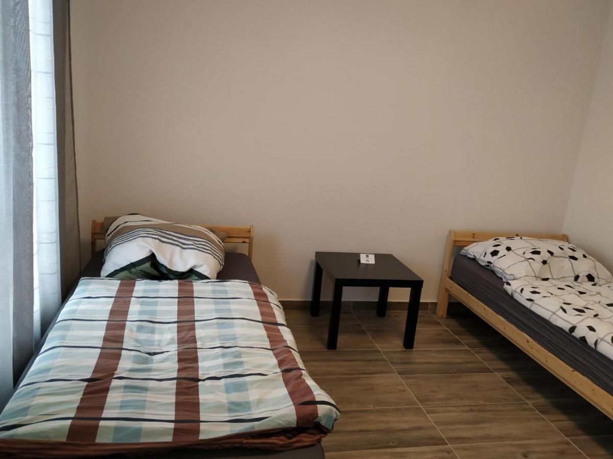 シュクロイディッツMehrfamilien Hausアパートメント エクステリア 写真